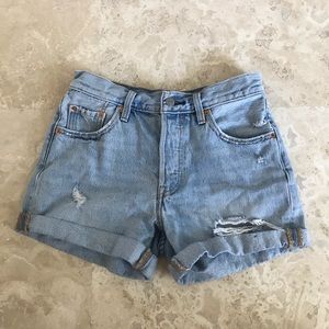 Levi’s shorts